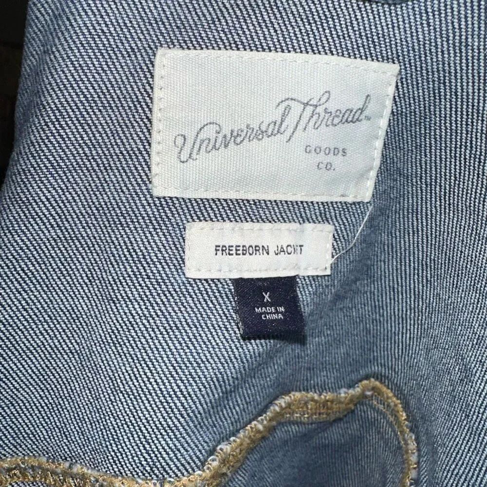 Universal Thread distressed basic X denim Freeborn jacket - Picture 3 of 4